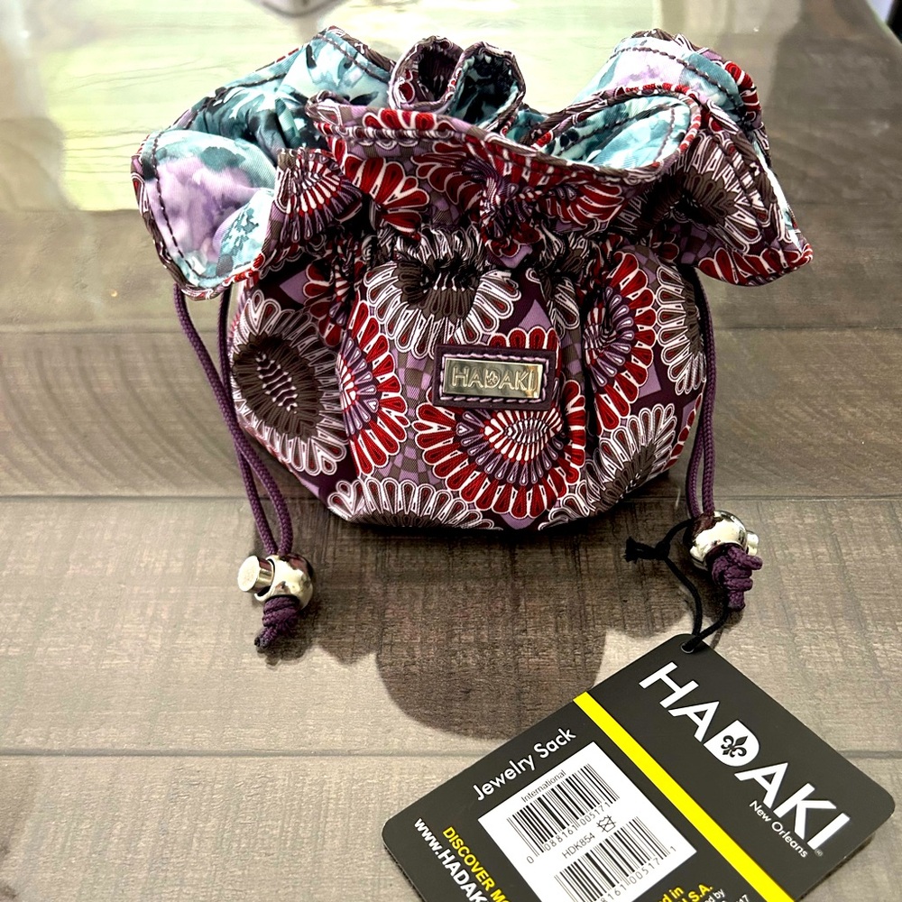 NWT Hadaki Jewelry Sack. Great to use when traveling. New with Tag.